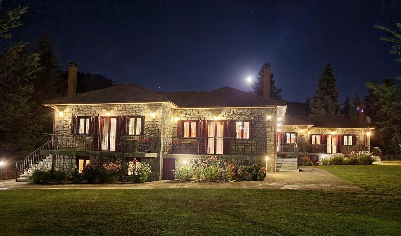Φιλοξένια Studios Vitina Exterior foto